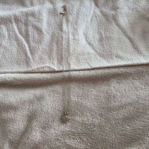 Necklace - Picture 1 of 4